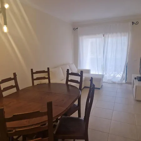 Condominio Primavera Gp شقة *