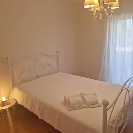 Condomínio Primavera Gp Apartamento